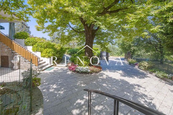 casa indipendente in vendita a San Zeno di Montagna