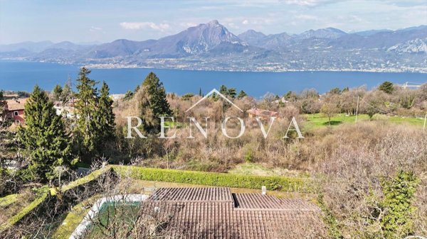 casa indipendente in vendita a San Zeno di Montagna
