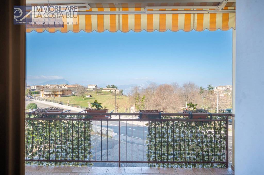 appartamento in vendita a San Zeno di Montagna