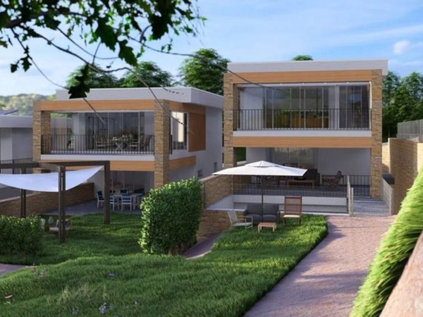 casa indipendente in vendita a San Zeno di Montagna