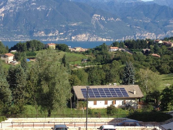 casa indipendente in vendita a San Zeno di Montagna
