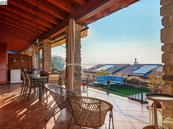 casa indipendente in vendita a San Zeno di Montagna
