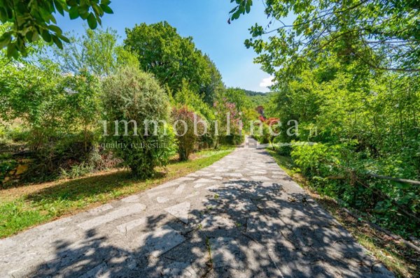 casa indipendente in vendita a San Zeno di Montagna