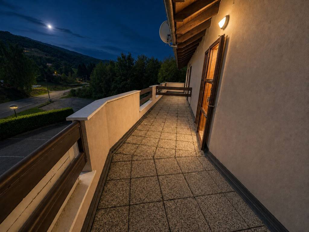 appartamento in vendita a San Zeno di Montagna in zona Lumini