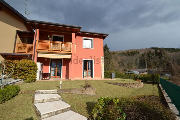 appartamento in vendita a San Zeno di Montagna in zona Lumini