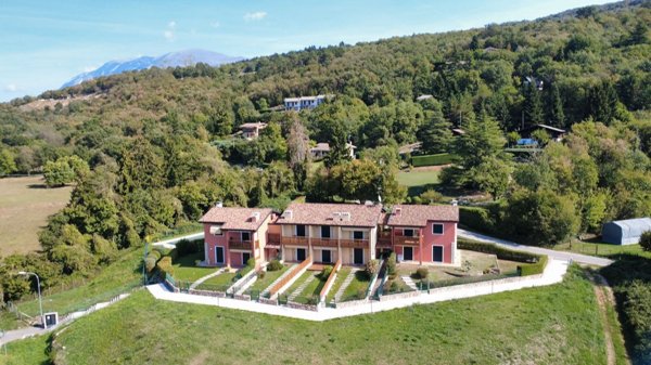 appartamento in vendita a San Zeno di Montagna in zona Lumini