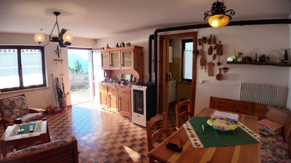 appartamento in vendita a San Zeno di Montagna in zona Lumini