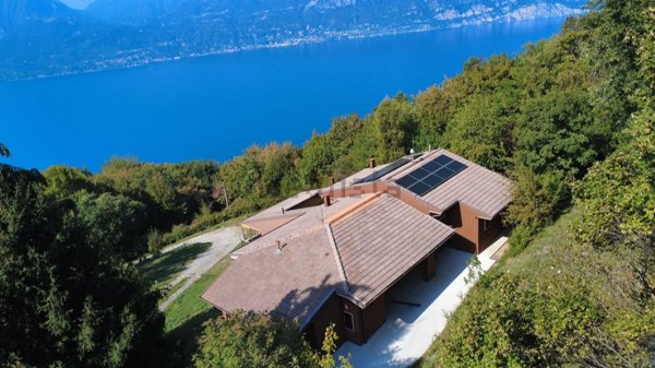casa indipendente in vendita a San Zeno di Montagna