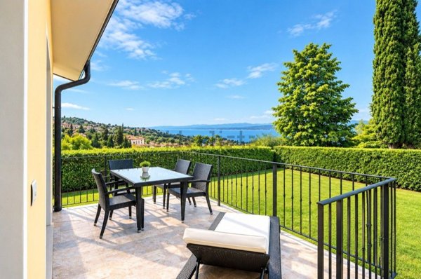 casa indipendente in vendita a San Zeno di Montagna