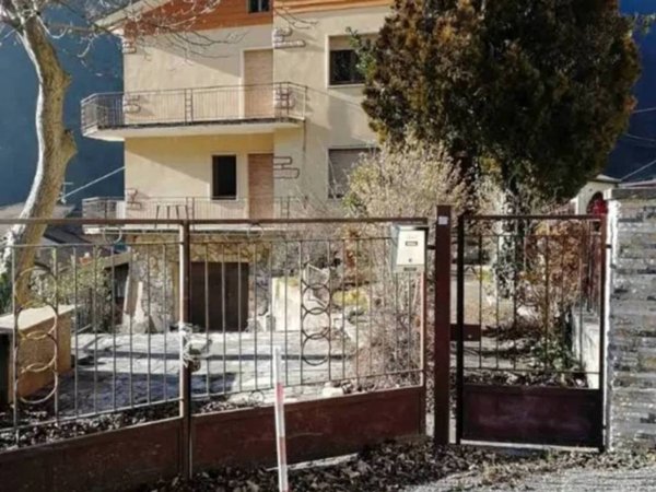 casa indipendente in vendita a Selva di Progno in zona Giazza