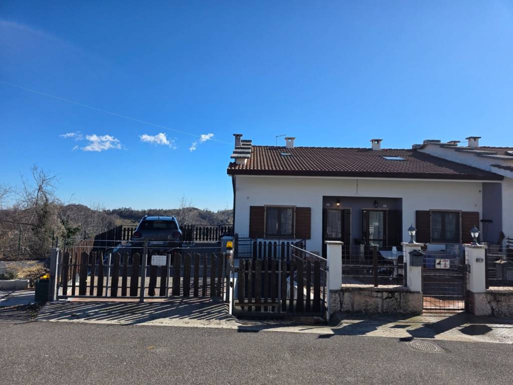 casa indipendente in vendita a Selva di Progno