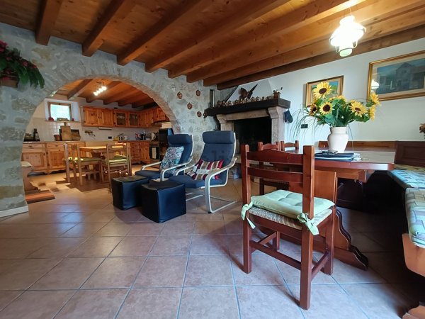 casale in vendita a Selva di Progno in zona Campofontana