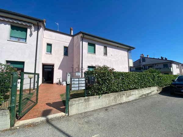 appartamento in vendita a Soave in zona Castelletto