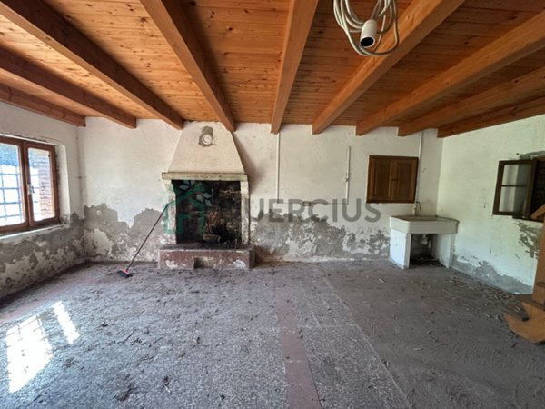 casale in vendita a Soave in zona Fittà