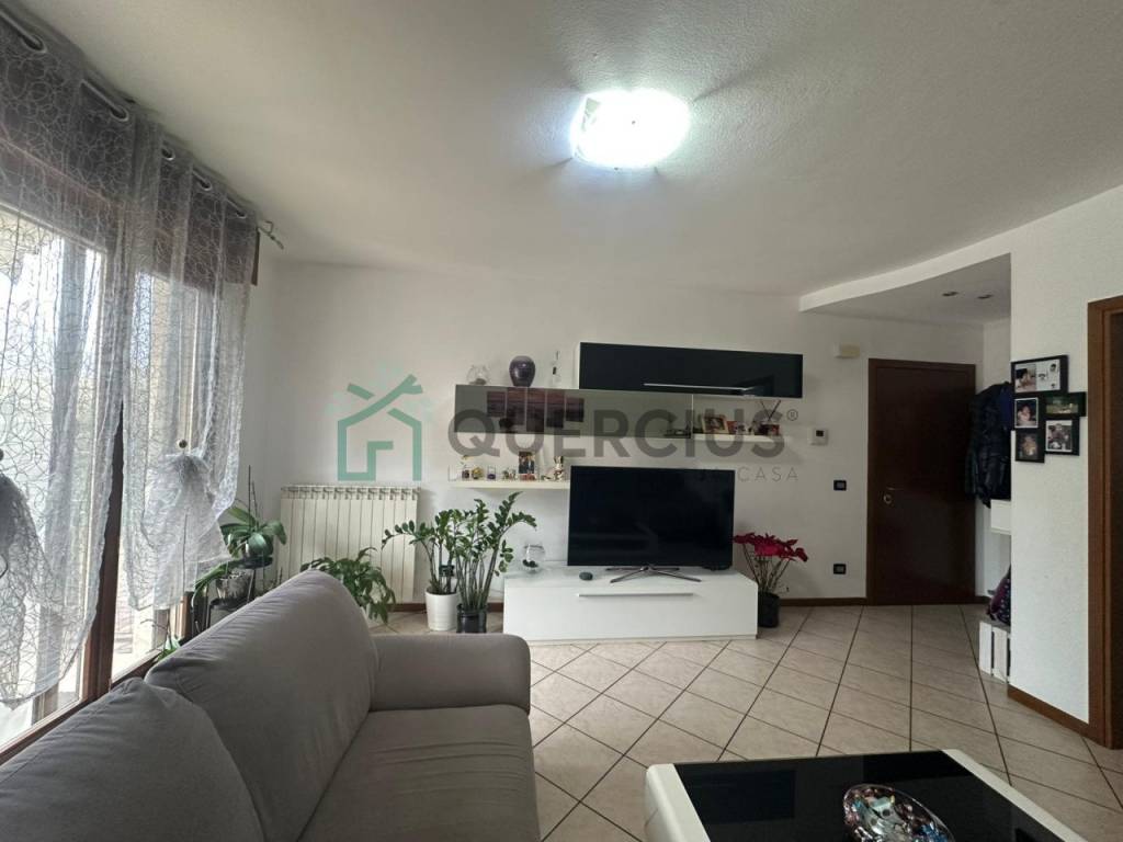 appartamento in vendita a Soave in zona Castelletto