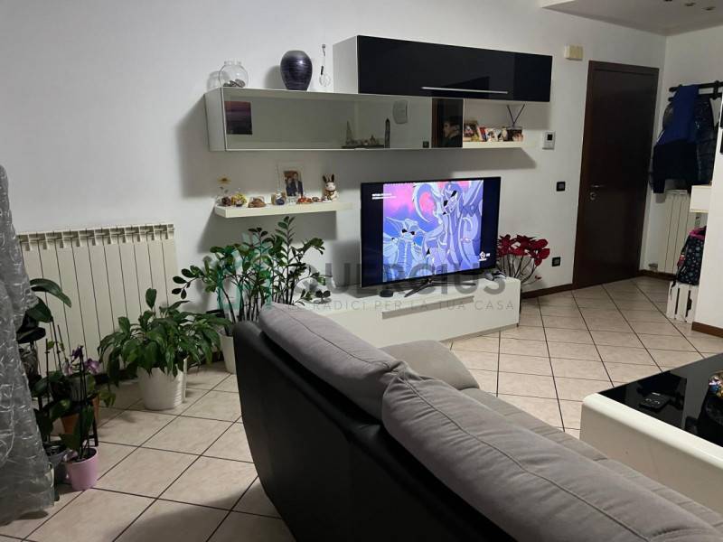 appartamento in vendita a Soave in zona Castelletto