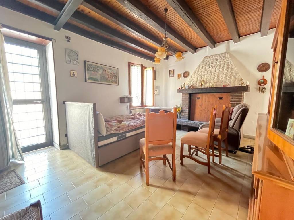 casa indipendente in vendita a Soave