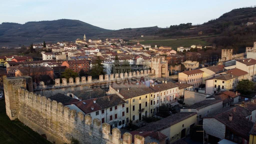 casa indipendente in vendita a Soave