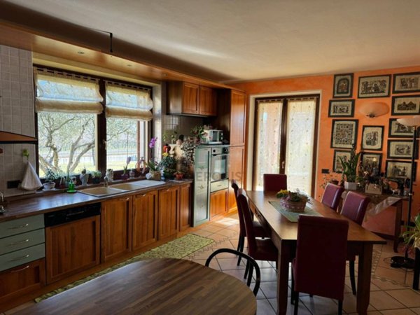 casa indipendente in vendita a Soave