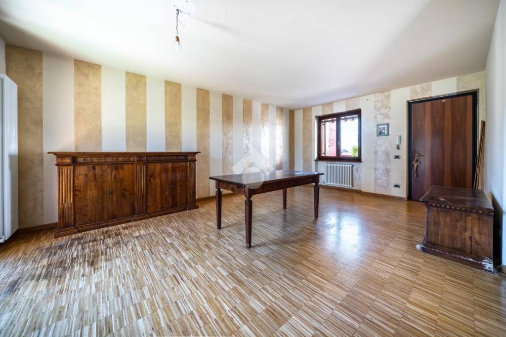casa indipendente in vendita a Soave