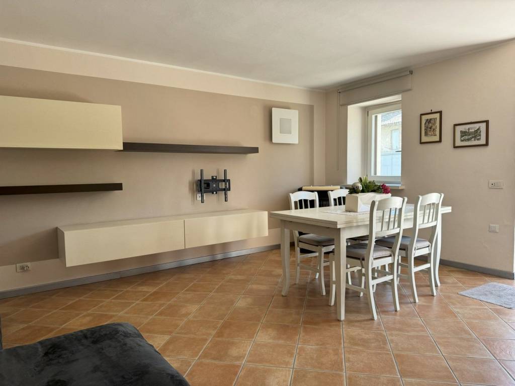 casa indipendente in vendita a Soave