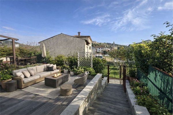 casa indipendente in vendita a Soave