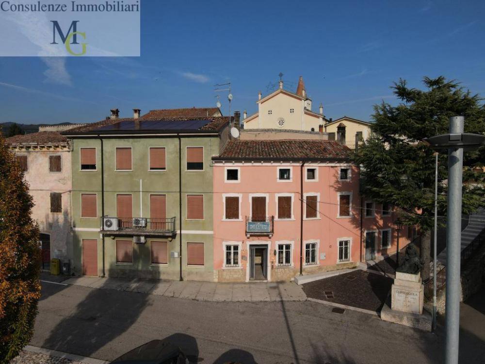 casa indipendente in vendita a Soave in zona Costeggiola