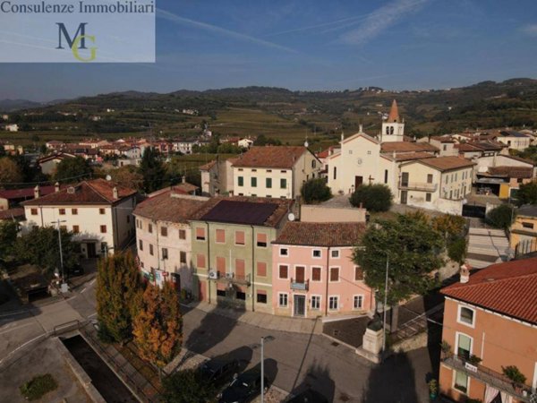 casa indipendente in vendita a Soave in zona Costeggiola