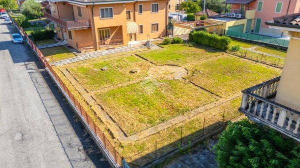 casa indipendente in vendita a Soave