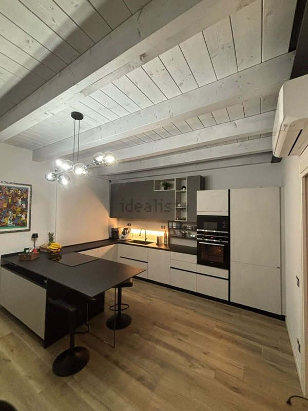 casa indipendente in vendita a Soave