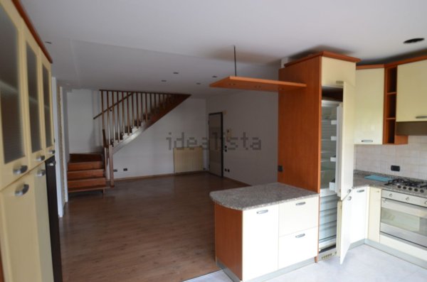 appartamento in vendita a Soave in zona Castelletto