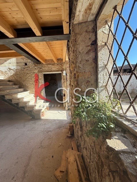 casa indipendente in vendita a Soave