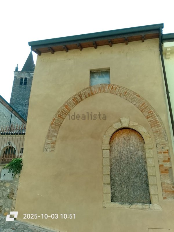 casale in vendita a Soave