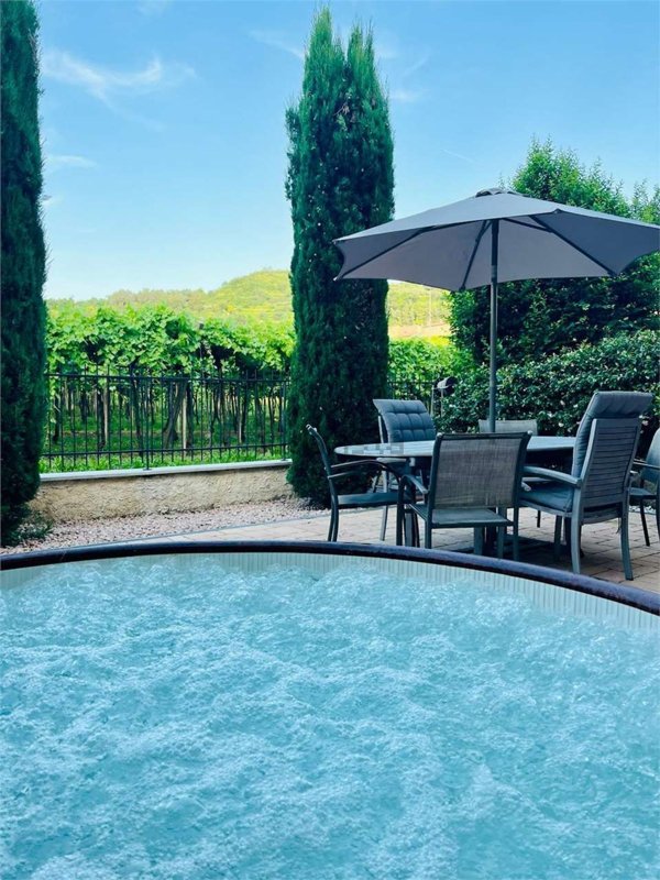 casa indipendente in vendita a Soave in zona Castelletto
