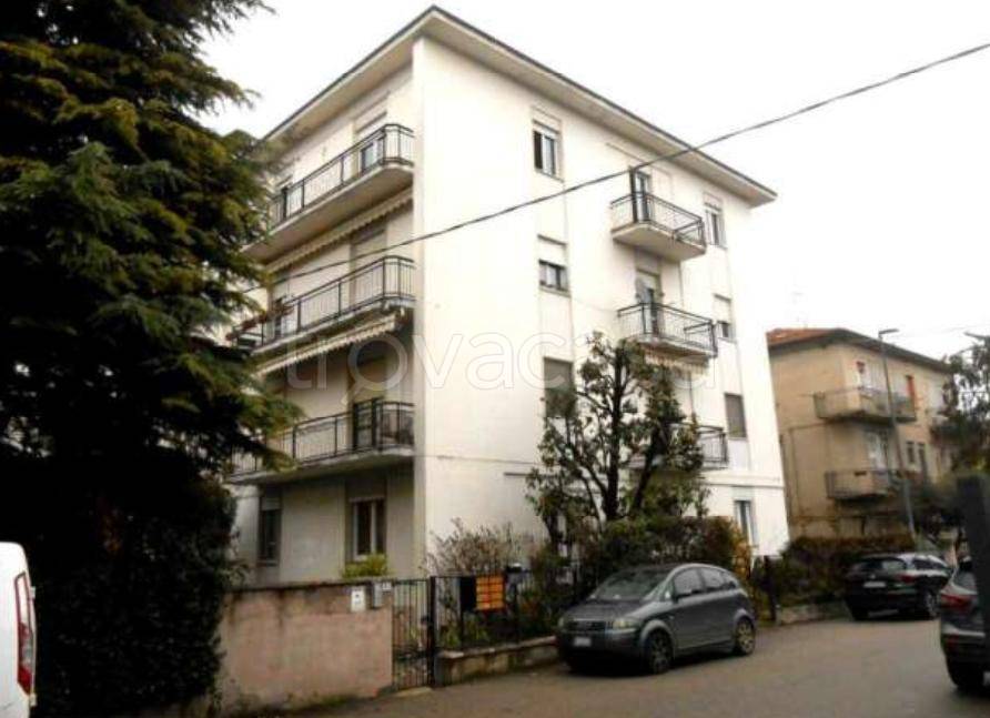 appartamento in vendita a Soave in zona Castelletto