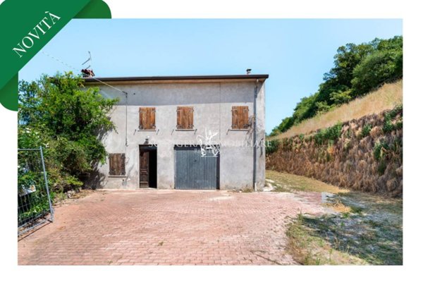 casa indipendente in vendita a Soave