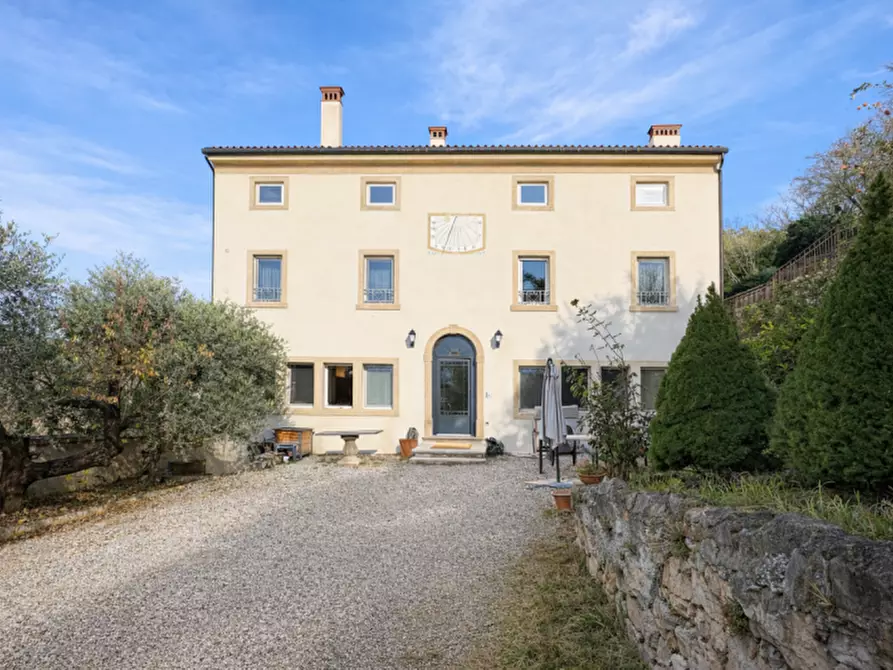 casa indipendente in vendita a Soave in zona Castelletto