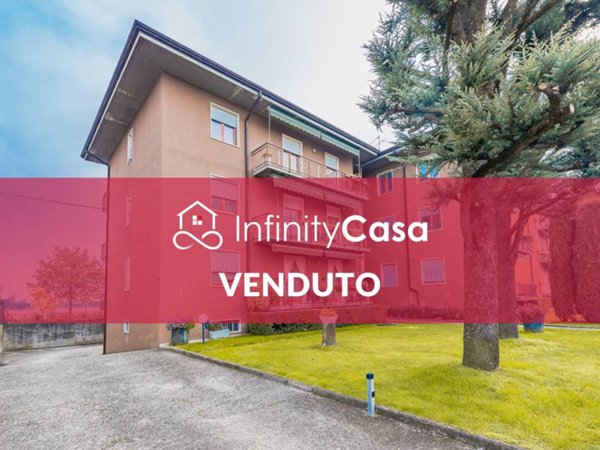 appartamento in vendita a Sommacampagna in zona Caselle