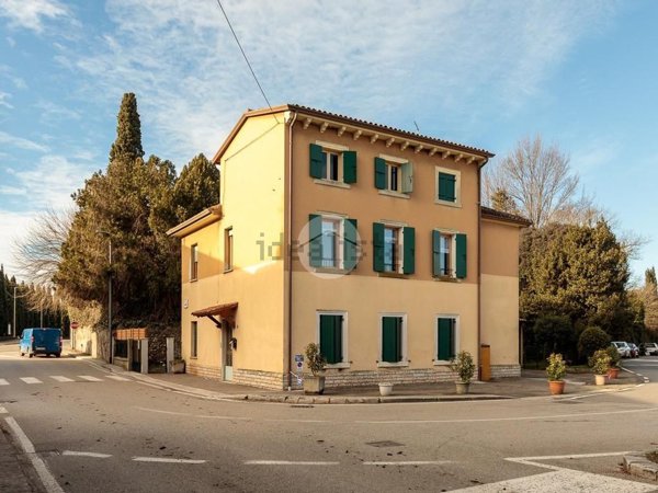 casa indipendente in vendita a Sommacampagna