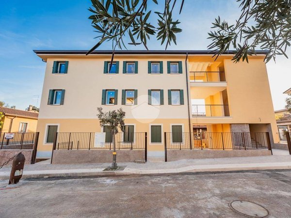 appartamento in vendita a Sommacampagna