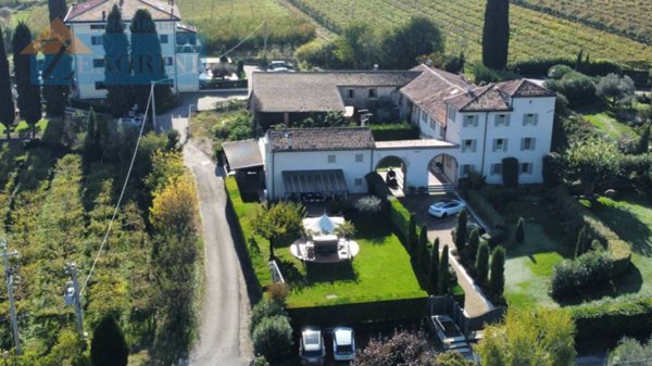 casa indipendente in vendita a Sommacampagna