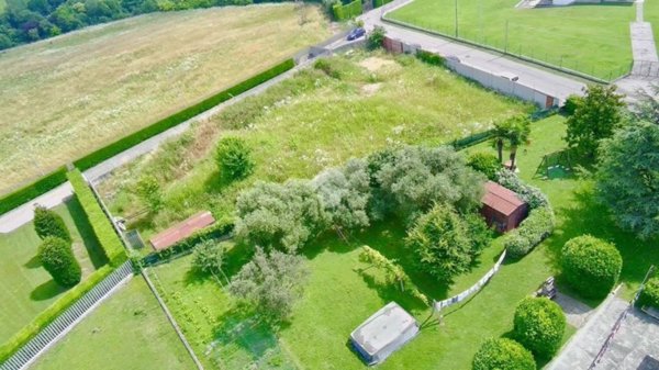 casa indipendente in vendita a Sommacampagna