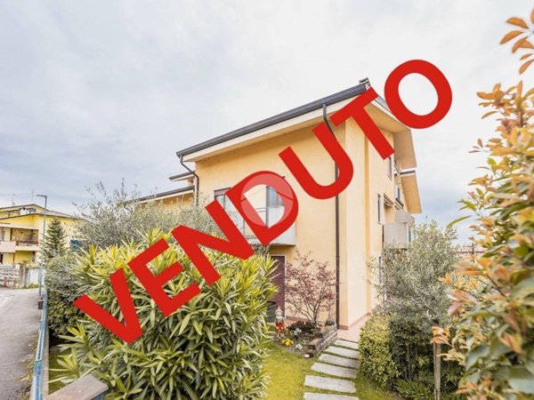 appartamento in vendita a Sommacampagna