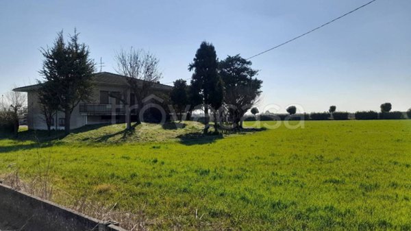 casa indipendente in vendita a Sommacampagna