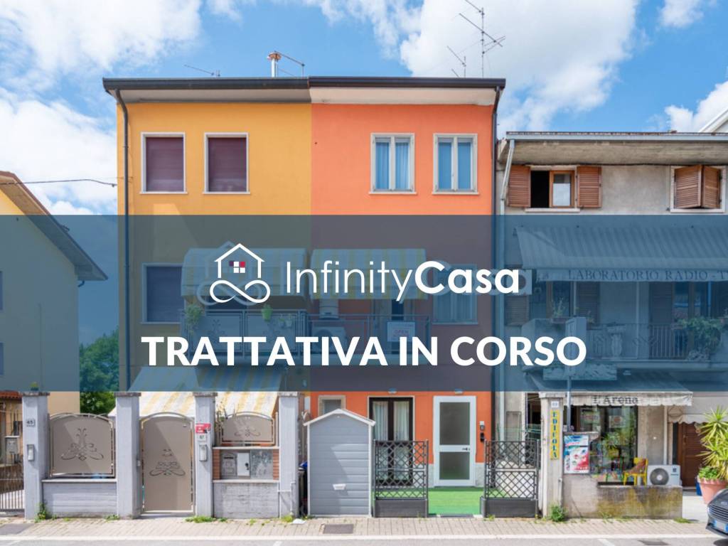 casa indipendente in vendita a Sommacampagna in zona Caselle