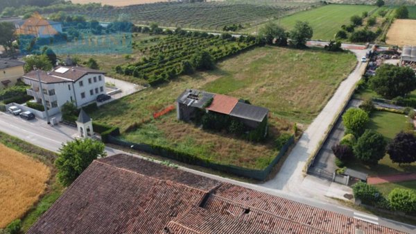 terreno edificabile in vendita a Sommacampagna