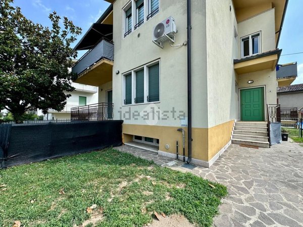 casa indipendente in vendita a Sommacampagna