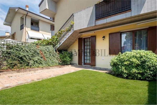 appartamento in vendita a Sommacampagna