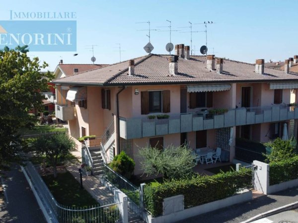 appartamento in vendita a Sommacampagna in zona Caselle