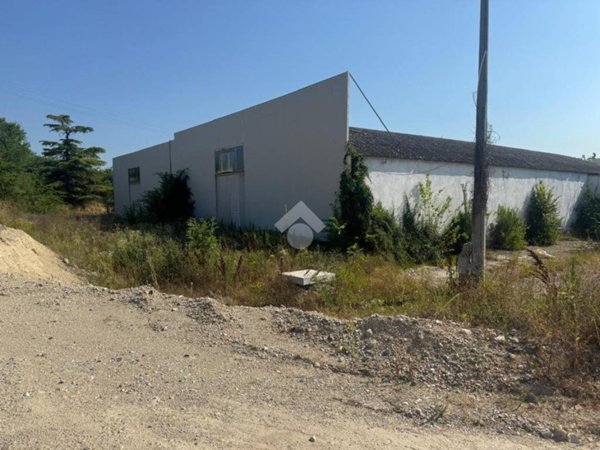 terreno edificabile in vendita a Sommacampagna